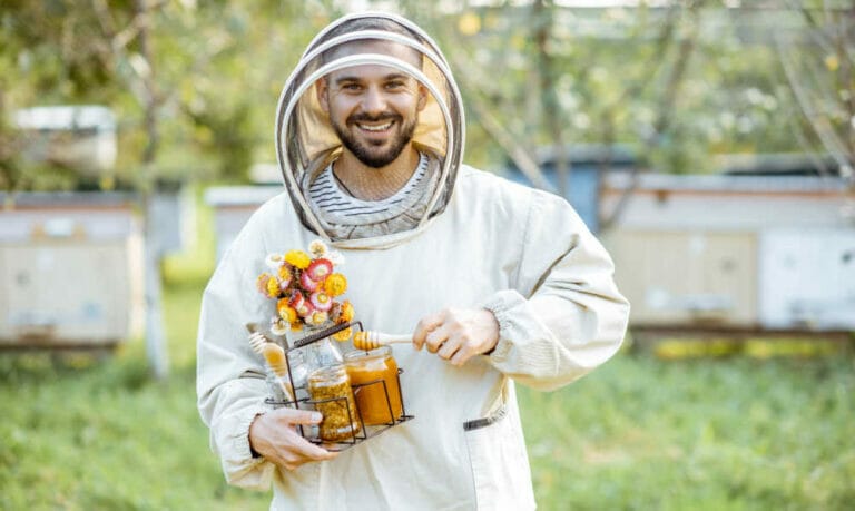 19 Top Benefits Of Beekeeping